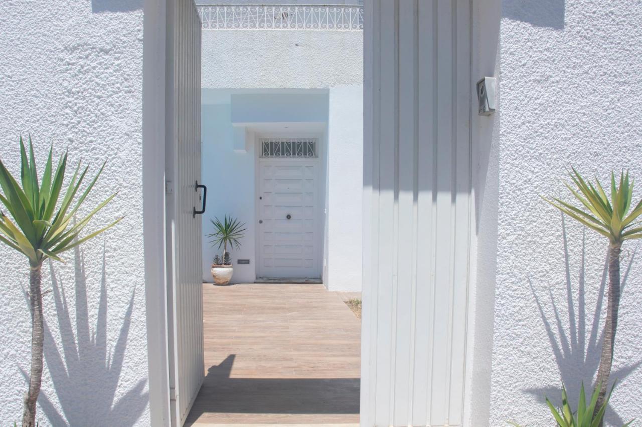 Maison Plain-pied Avec Piscine Chauffée Villa Tunis
